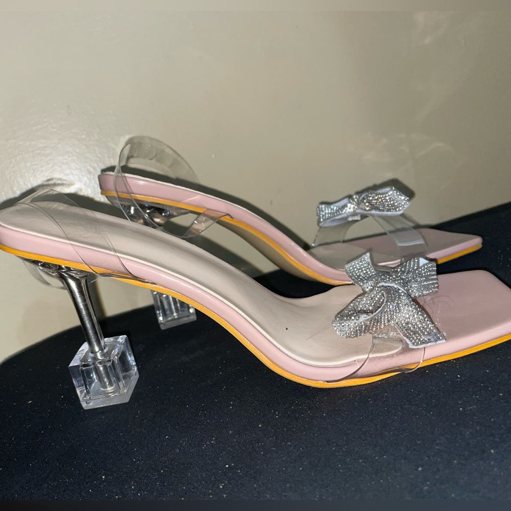 Silver bow square heels